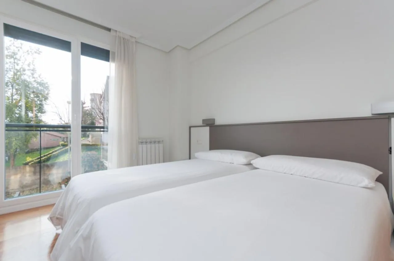 Ulia Apartments- Garden Boutique San Sebastian 0*,